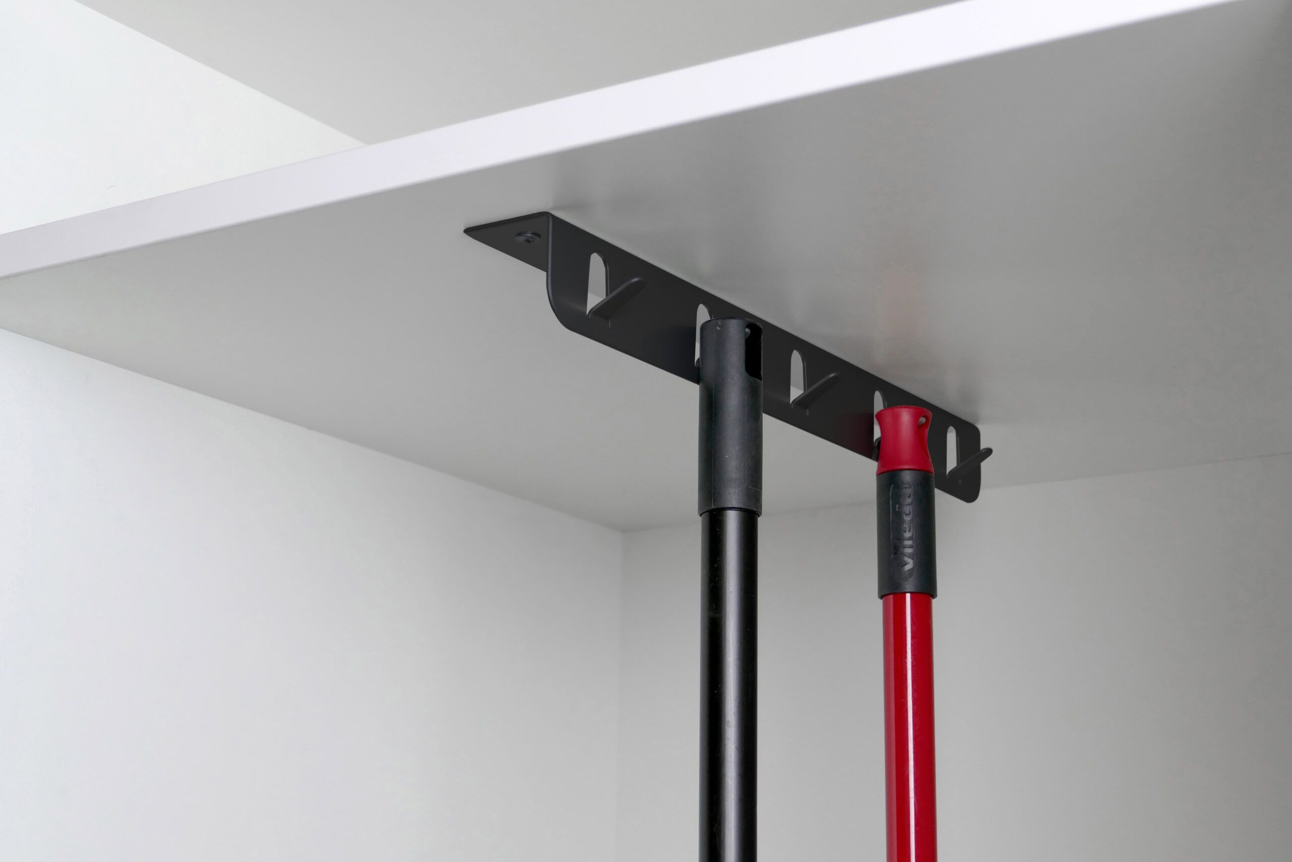 EQUIPAMIENTO ESCOBERO K-LINE SIDE