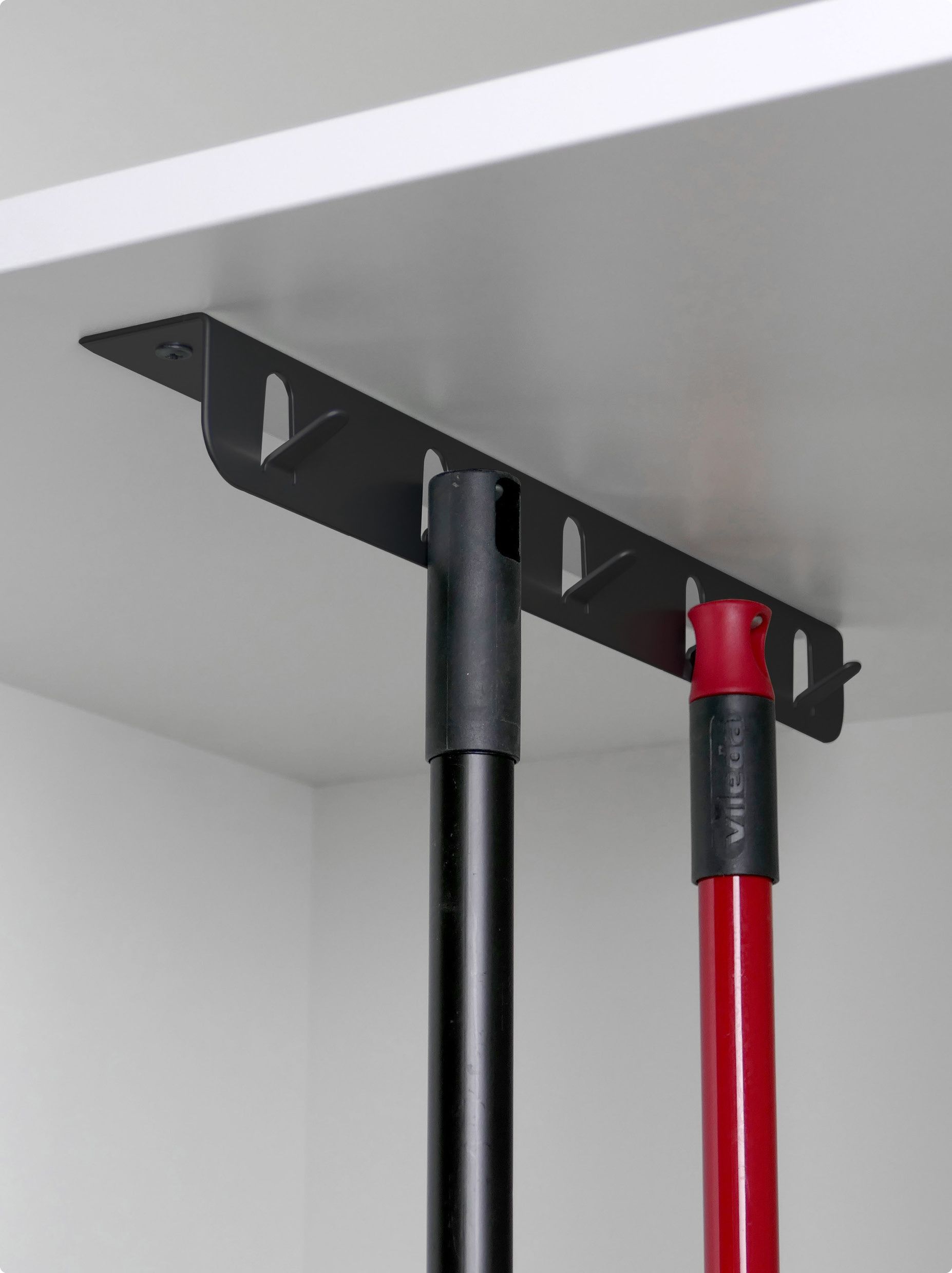 EQUIPAMIENTO ESCOBERO K-LINE SIDE